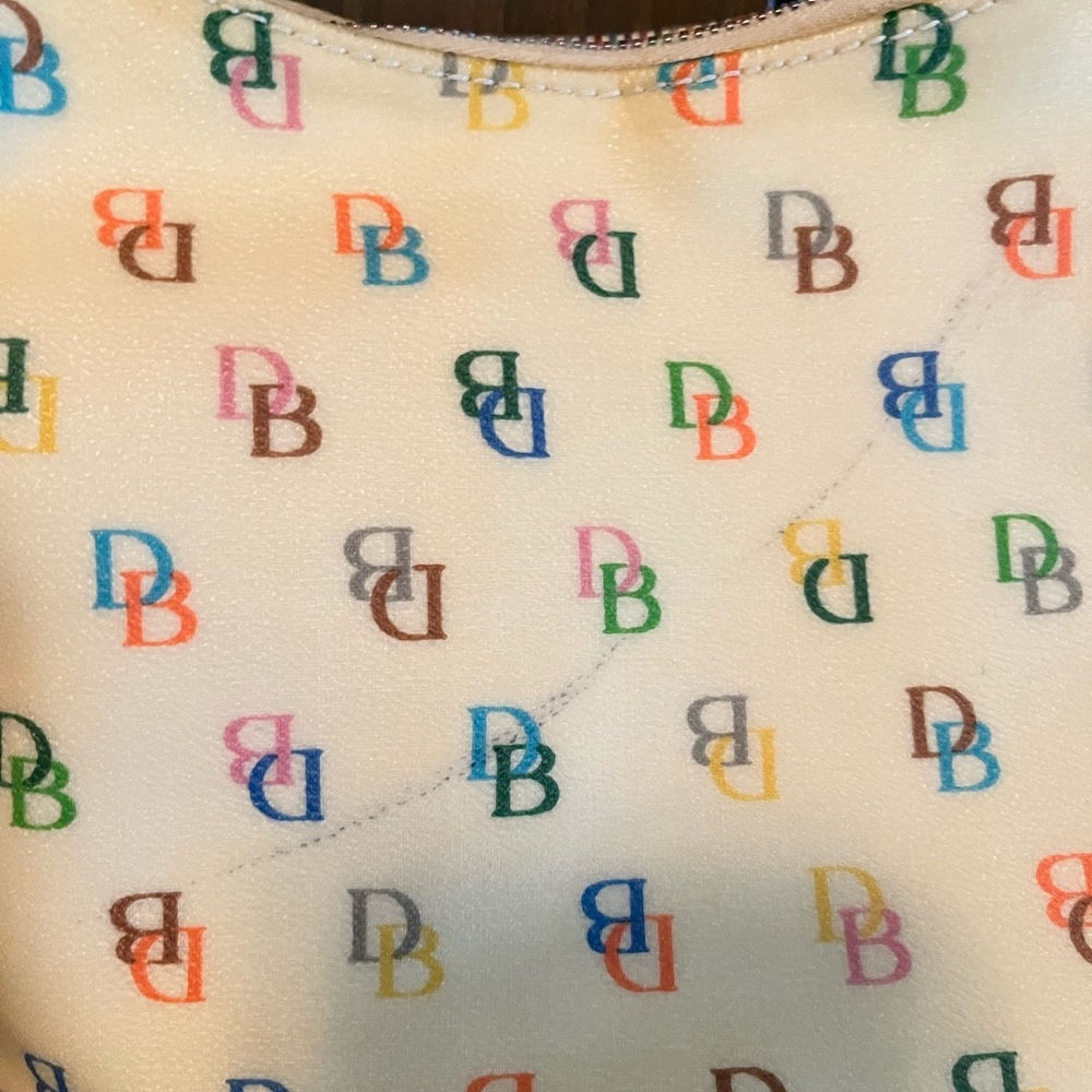 SOLD 🛑🛑 Y2K Dooney & Burke Ranibow Bucket Bag .. excellent used Condition - Picture 5 of 12